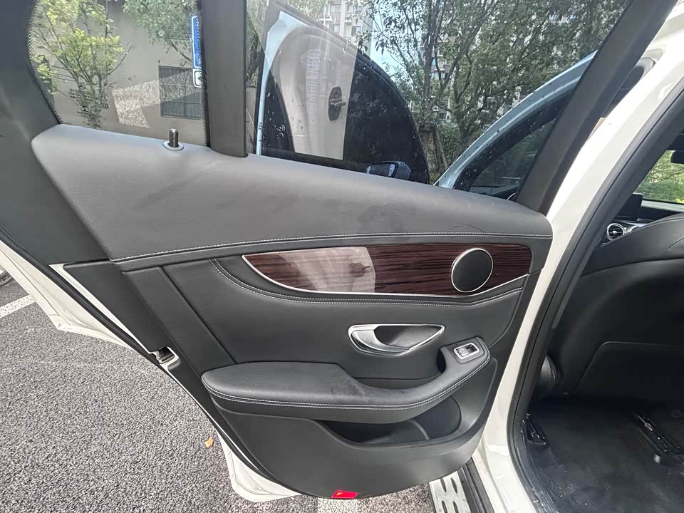 Mercedes-Benz GLC Mercedes-Benz GLC
