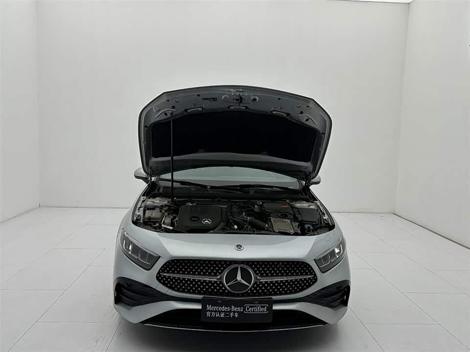 Mercedes-Benz Class A Mercedes-Benz Class A