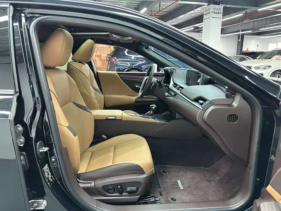 Lexus ES Lexus ES