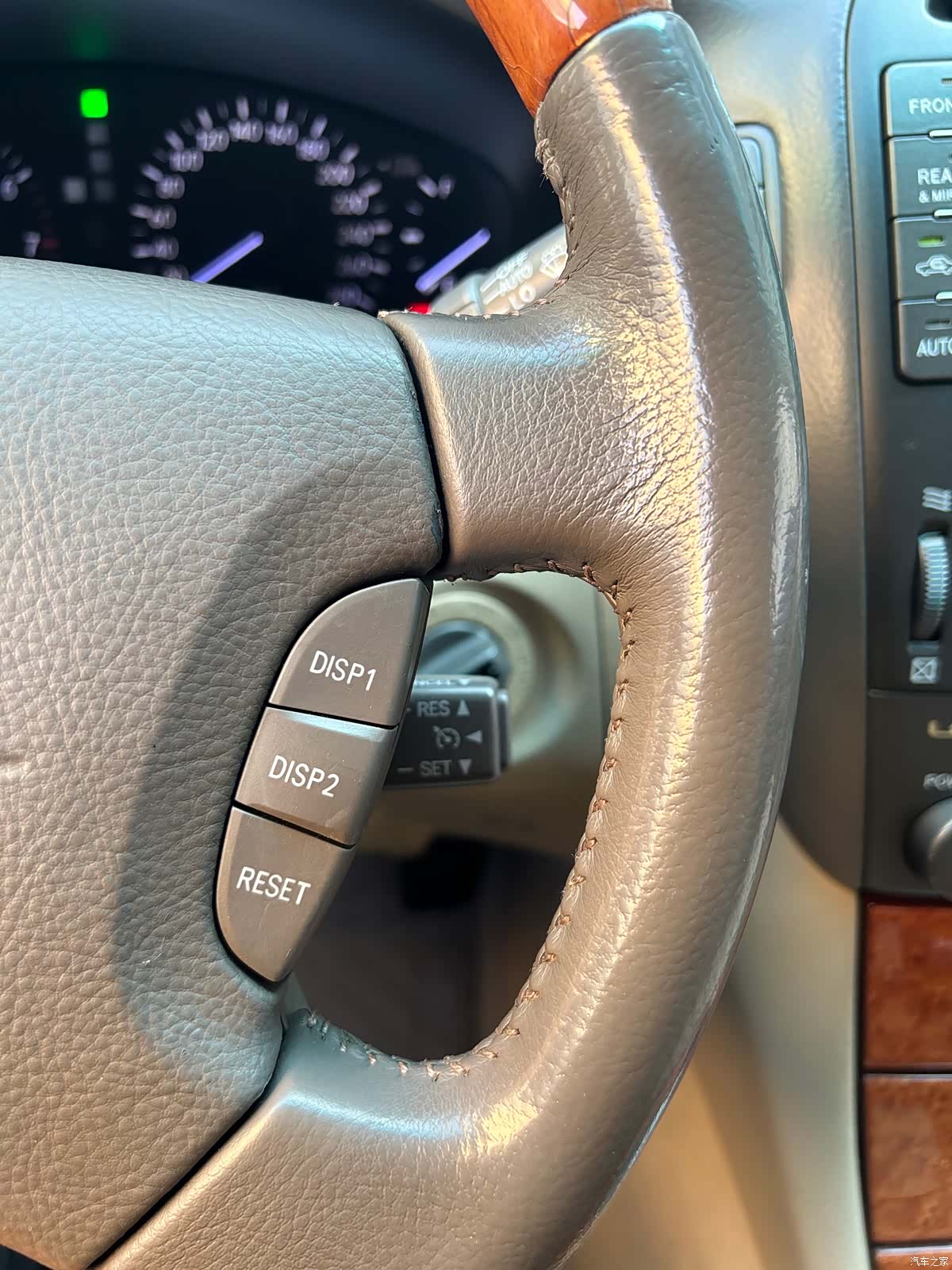 Lexus LS, 2005 20