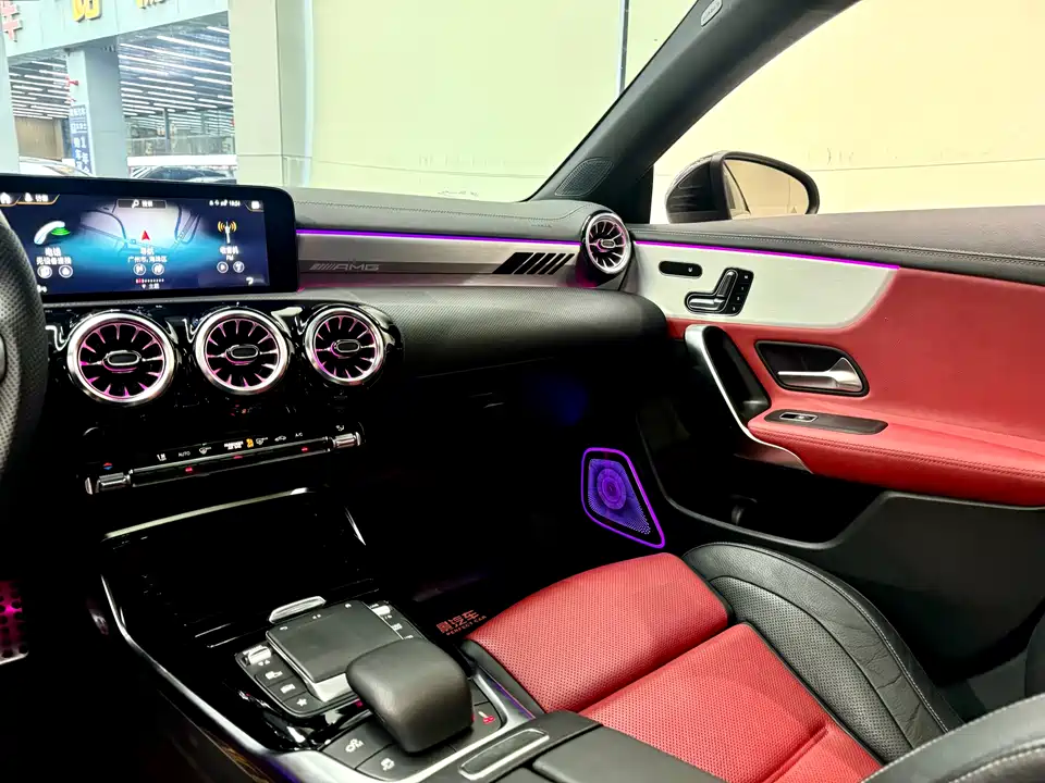 Mercedes-Benz CLA AMG