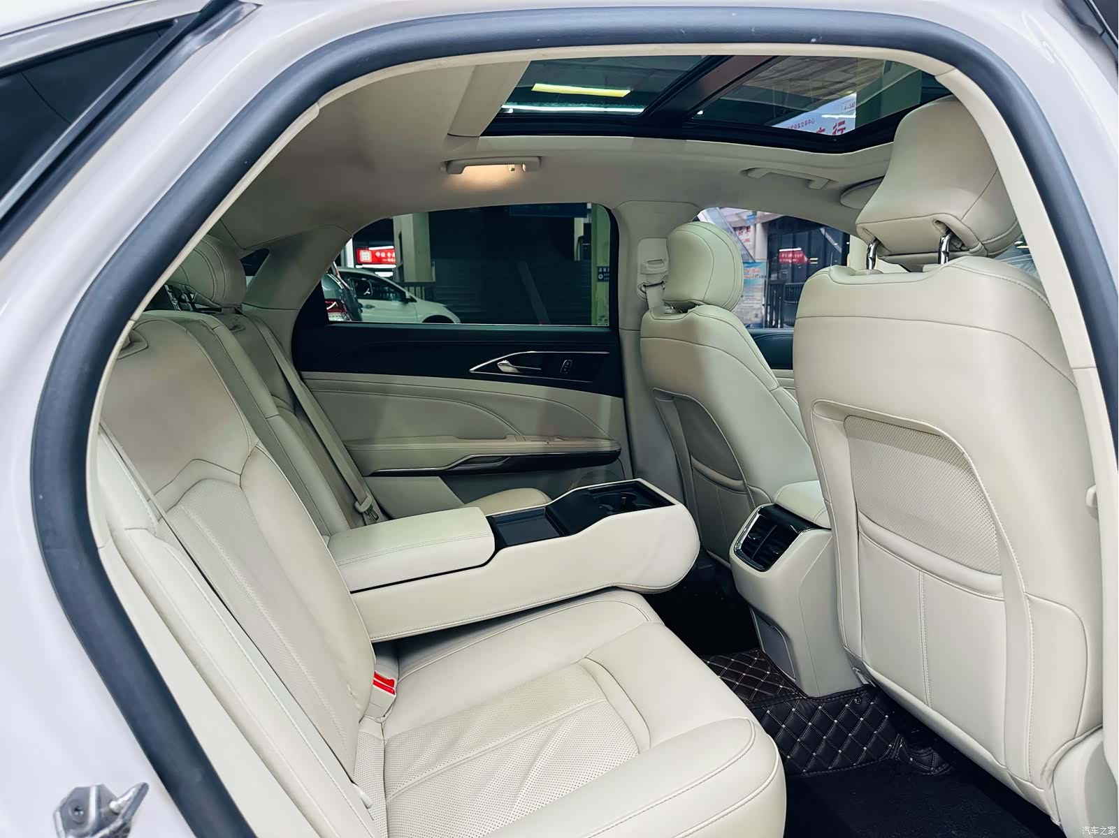 Ford Taurus, 2016 11