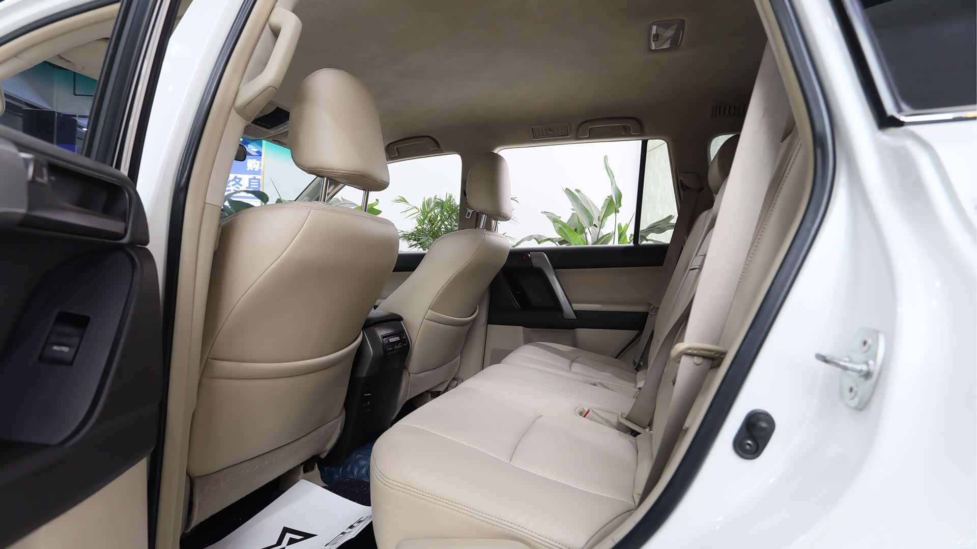Toyota Prado, 2013 16