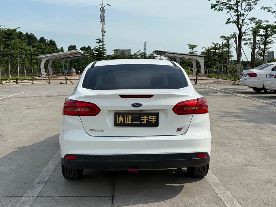 Ford Fox