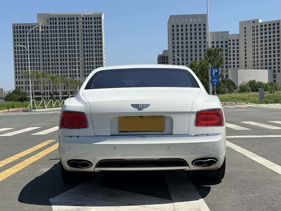 Bentley Flying