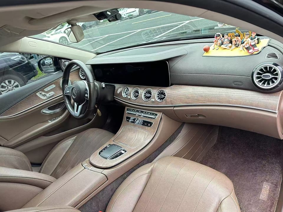 Mercedes-Benz E-class Mercedes-Benz E-class