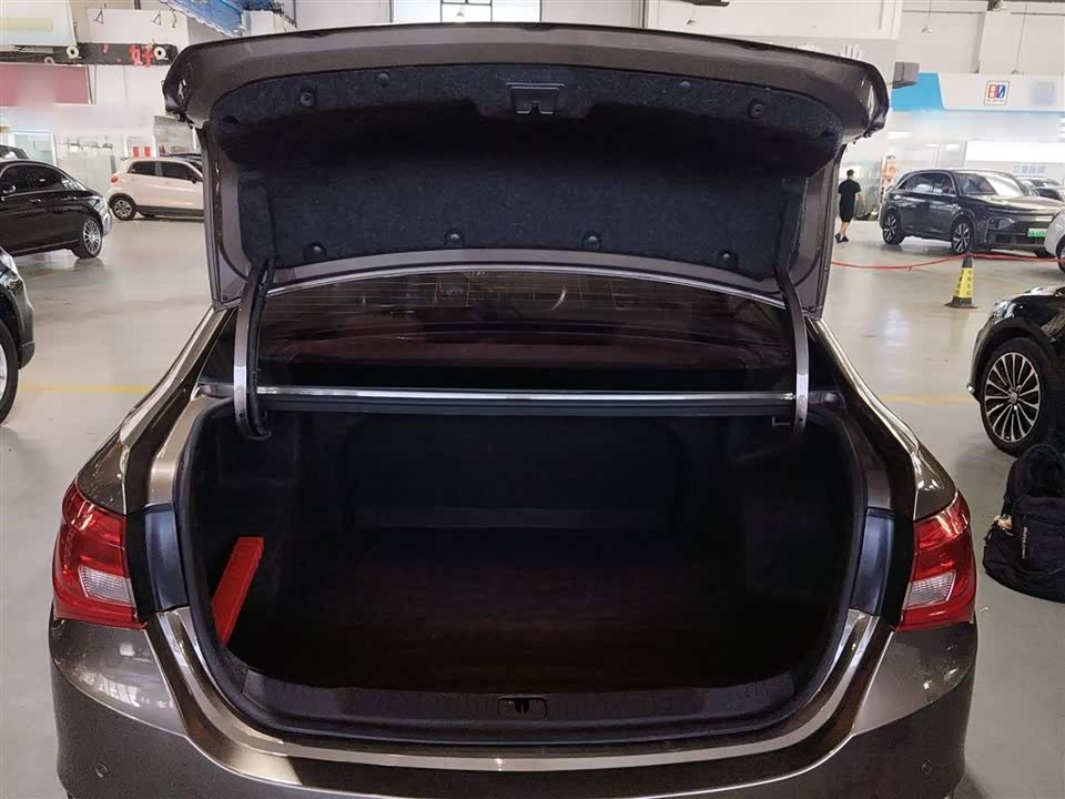 Buick Yinglang