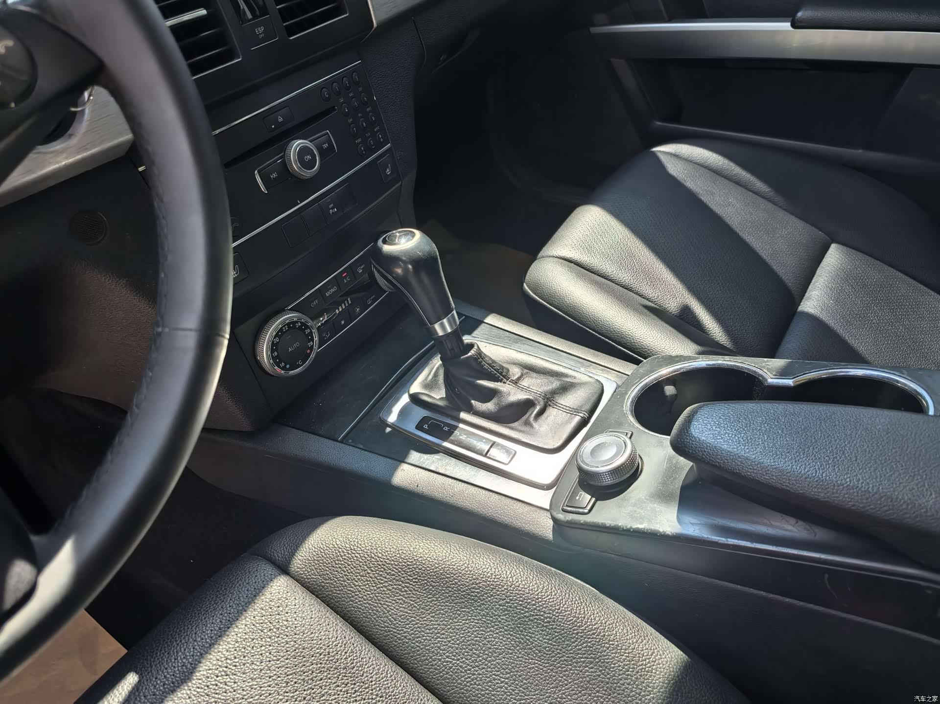 Mercedes-Benz GLK-Class, 2011 13