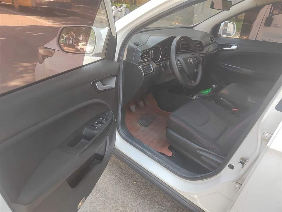 FAW Junpai D60 FAW Junpai D60