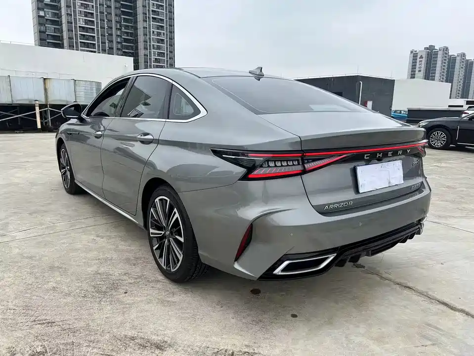 Chery Arrizo 8