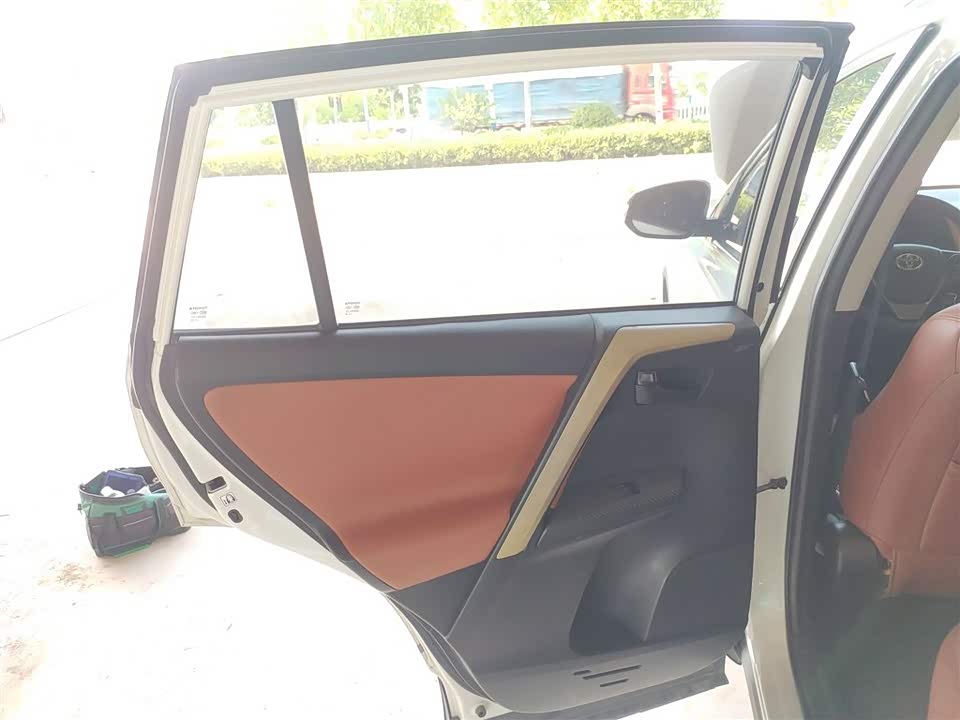 Toyota RAV4 Rongfang