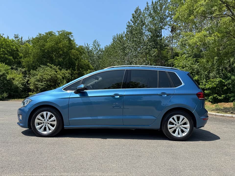 Volkswagen Golf*Jiayu Volkswagen Golf*Jiayu