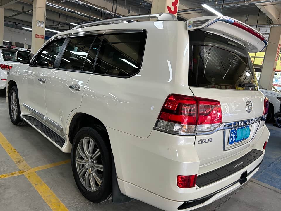 Toyota Land Cruiser Toyota Land Cruiser