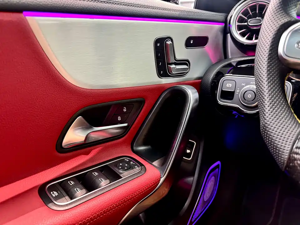 Mercedes-Benz CLA AMG