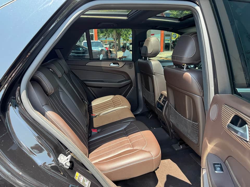 Mercedes-Benz GLE Mercedes-Benz GLE