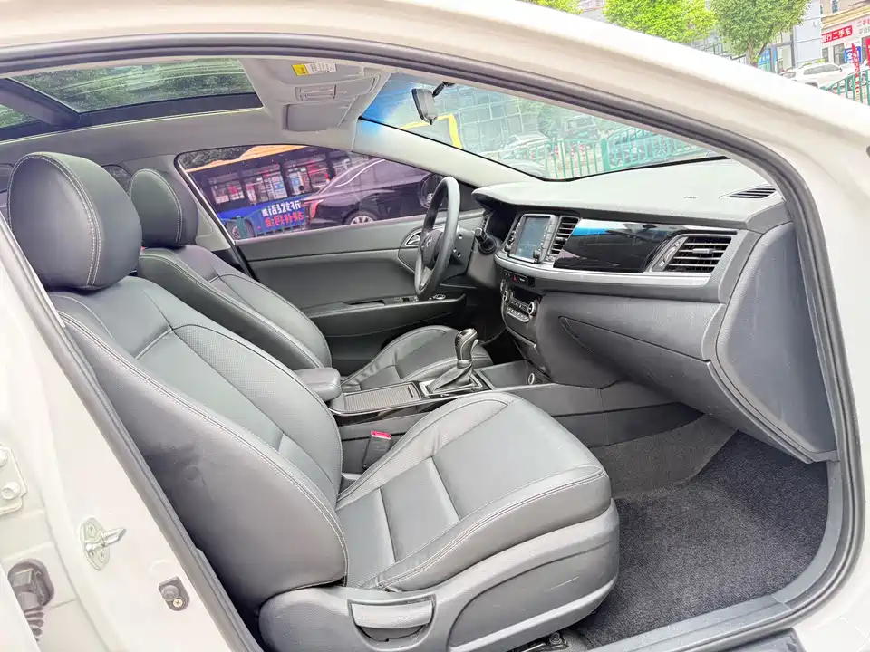 Hyundai Name picture