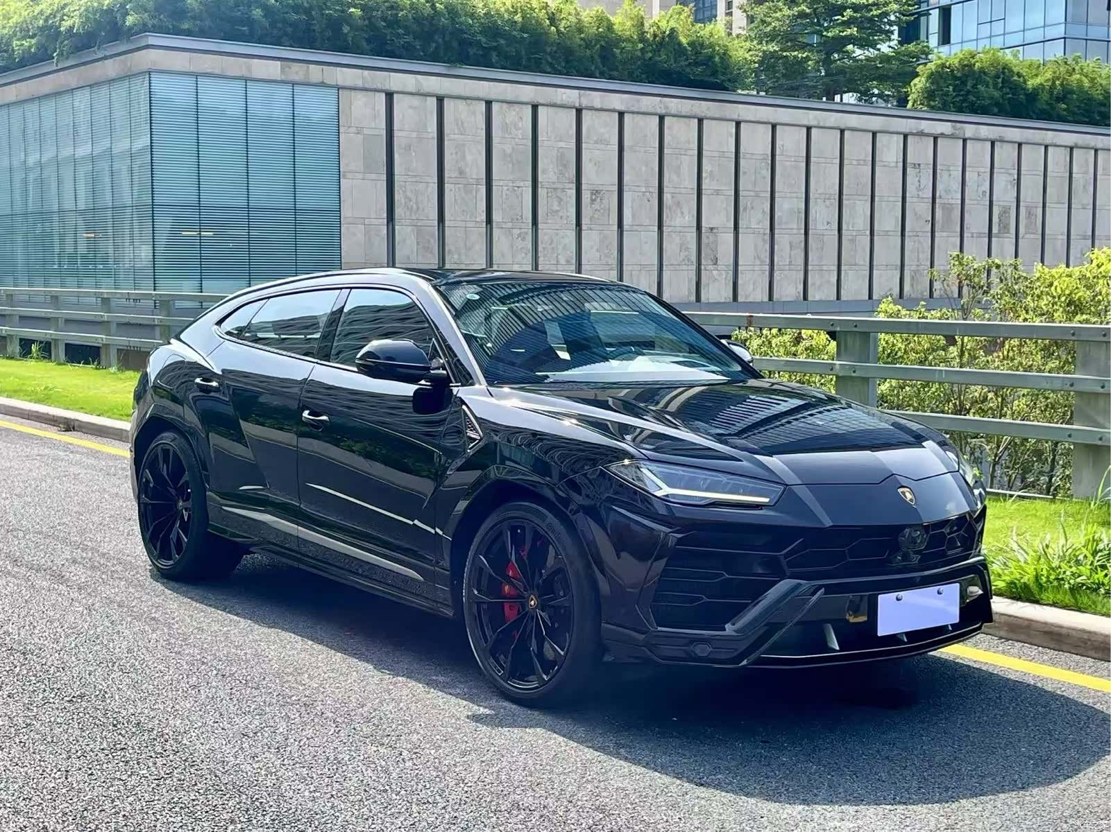 Lamborghini Urus, 2021 3