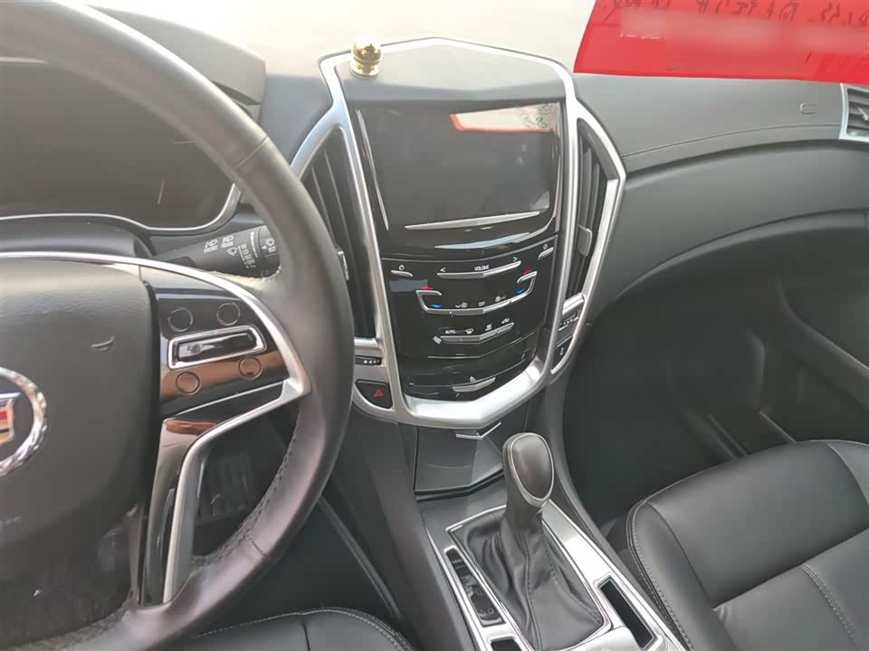 Cadillac SRX