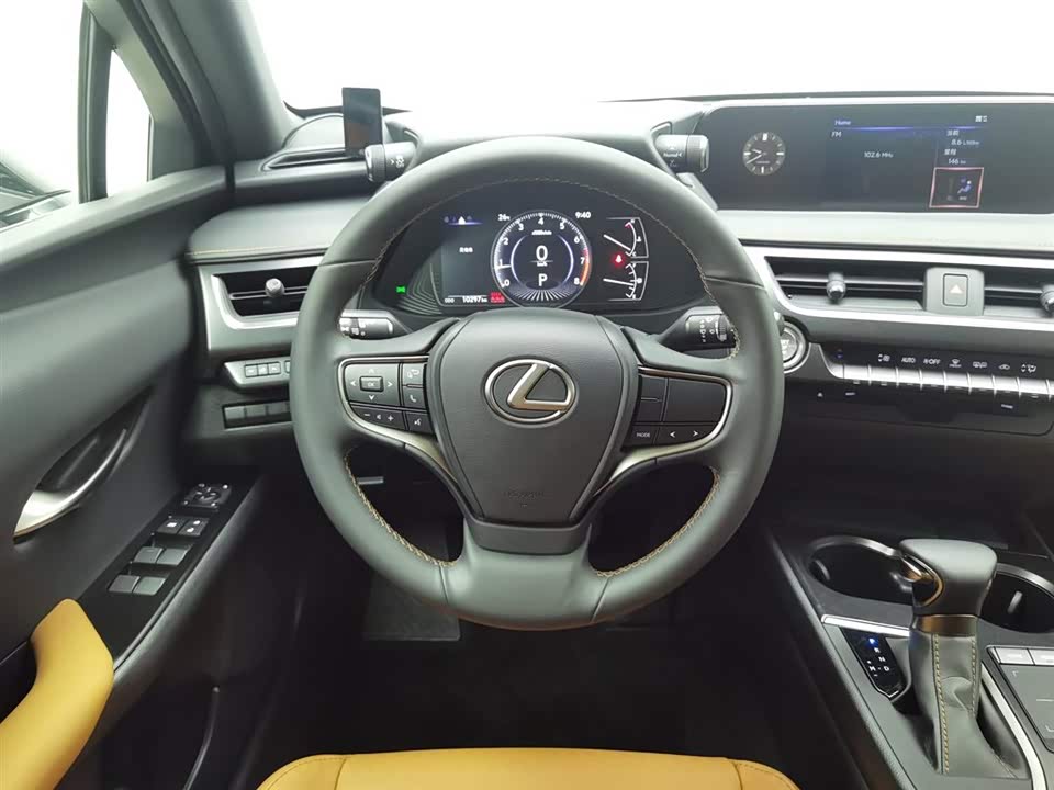 Lexus UX Lexus UX