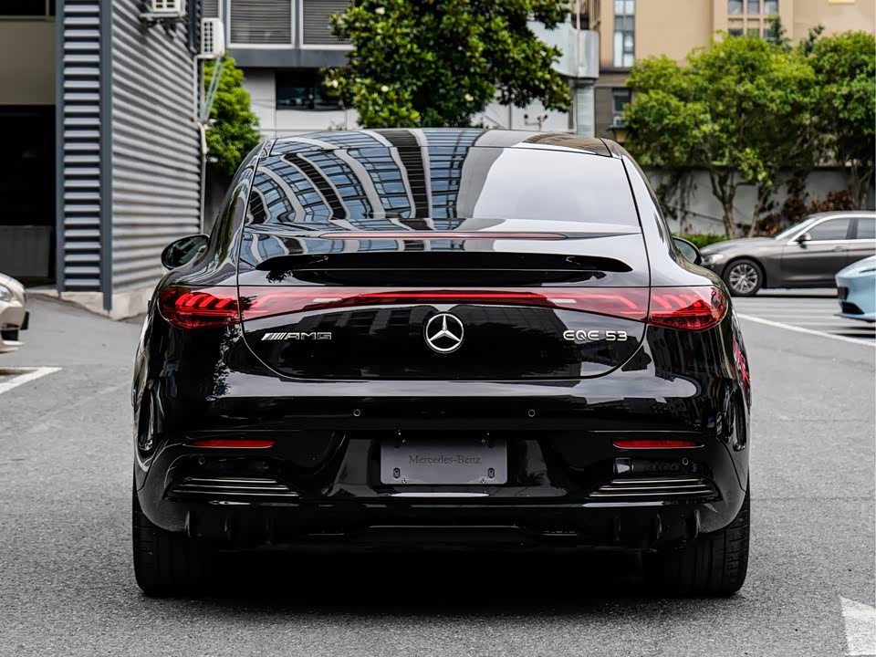 Mercedes-Benz EQE AMG
