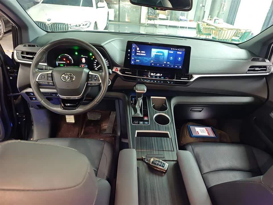 Toyota SIENNA Toyota SIENNA