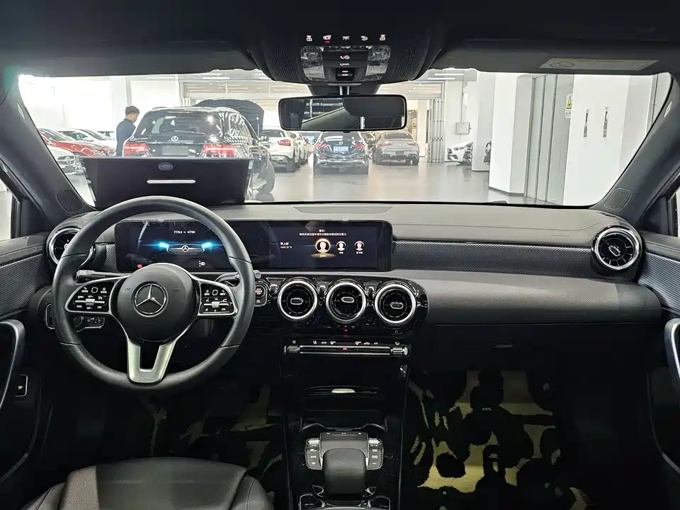 Mercedes-Benz Class A Mercedes-Benz Class A