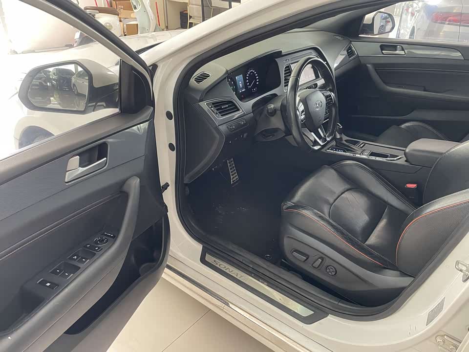 Hyundai Sonata Hyundai Sonata