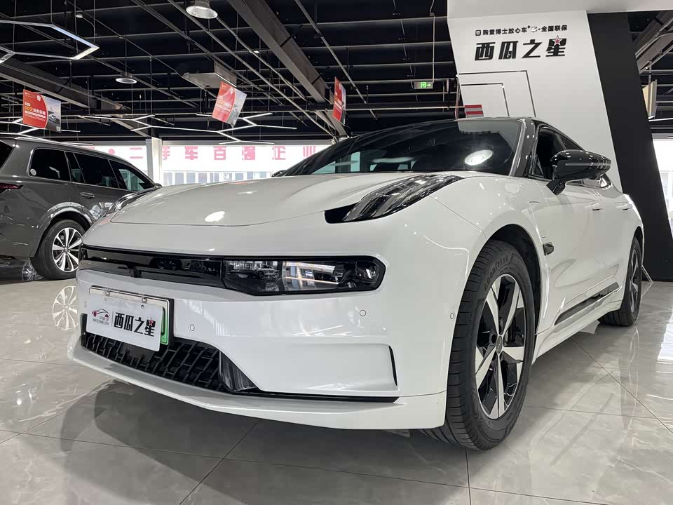 Zeekr 001
