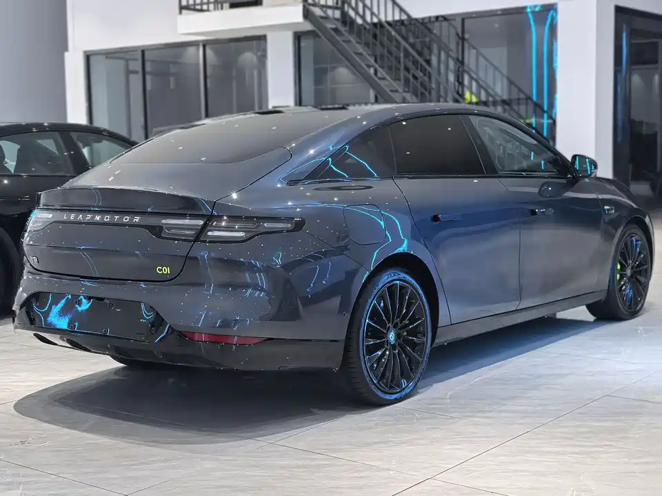 Leapmotor C01