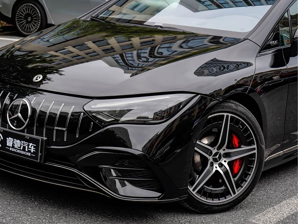 Mercedes-Benz EQE AMG