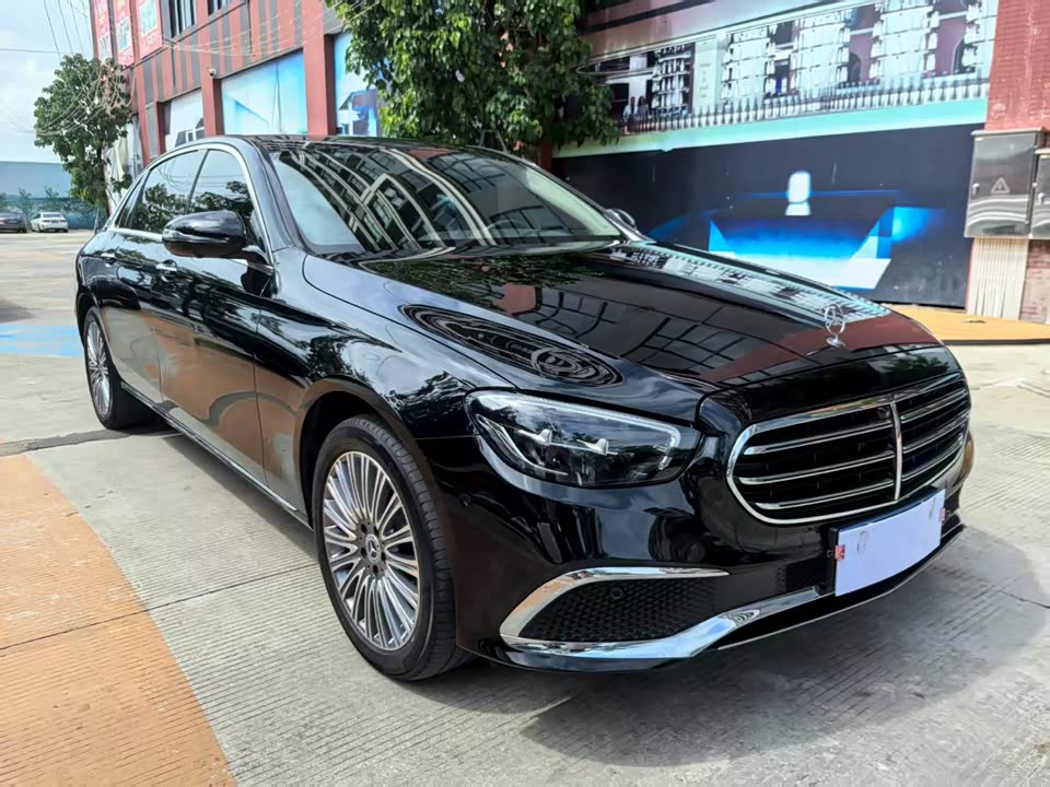 Mercedes-Benz E-class Mercedes-Benz E-class