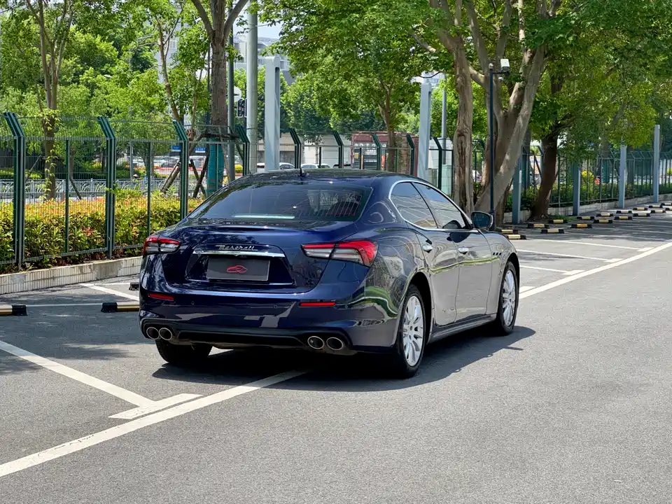 Maserati Ghibli