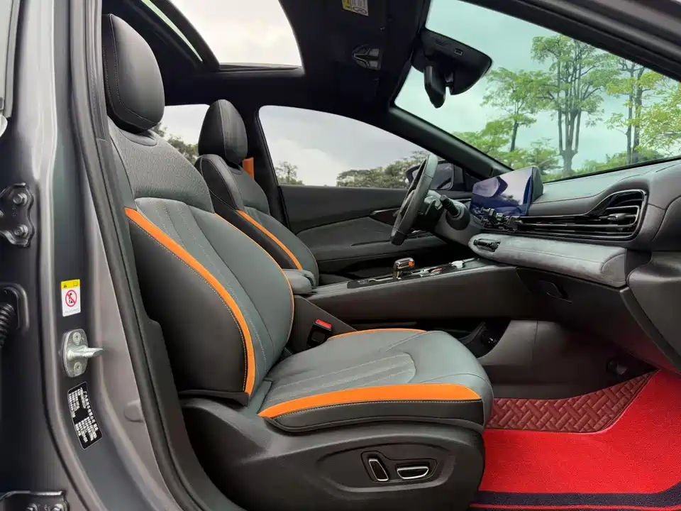 Trumpchi Shadow Leopard