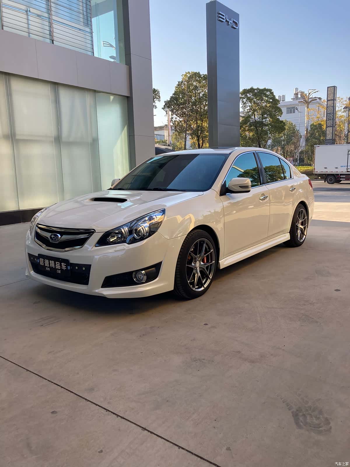 Subaru Legacy, 2009 3