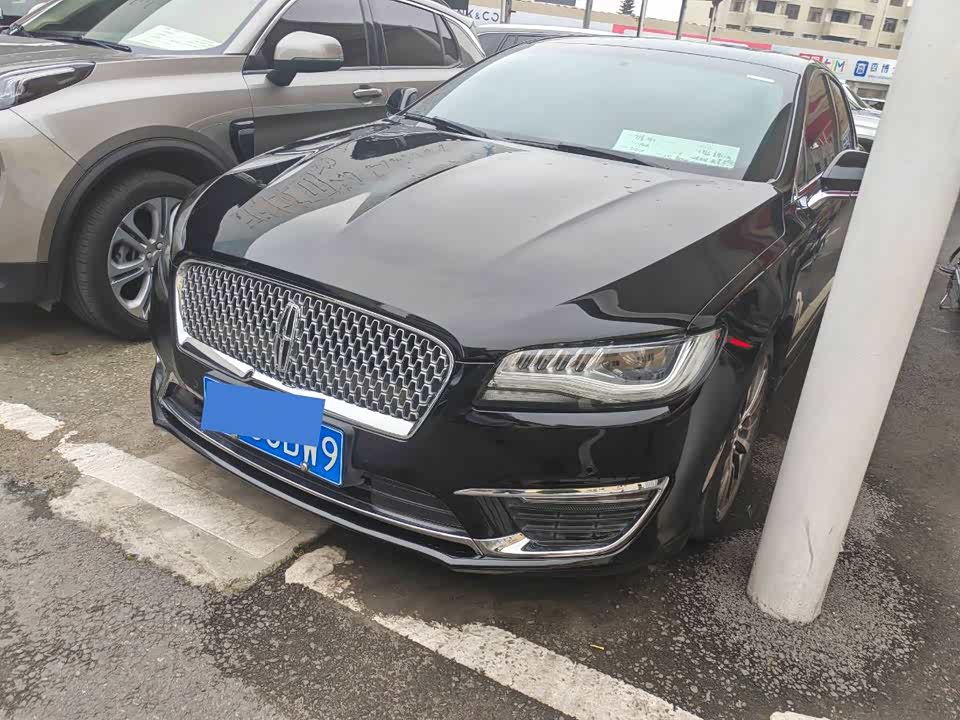 Lincoln MKZ