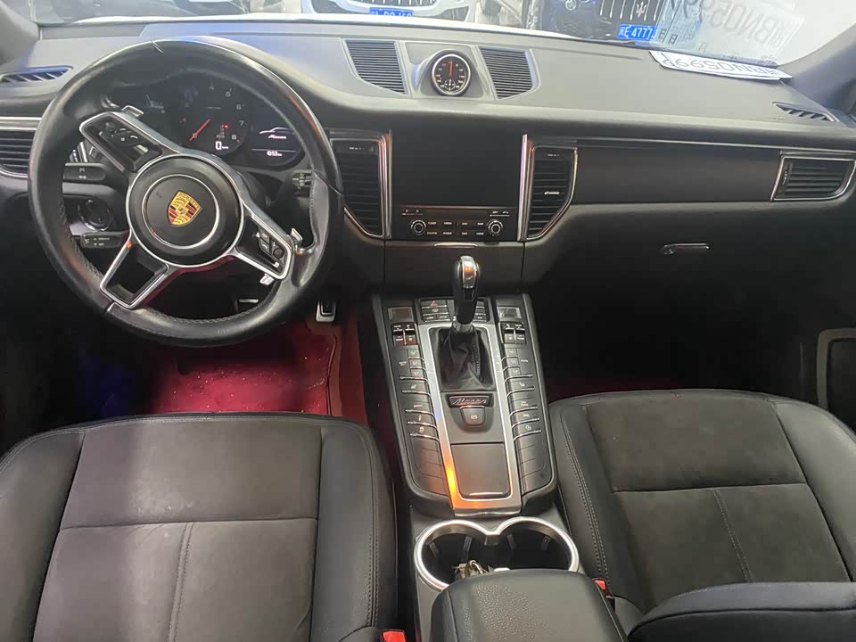 Porsche Macan Porsche Macan