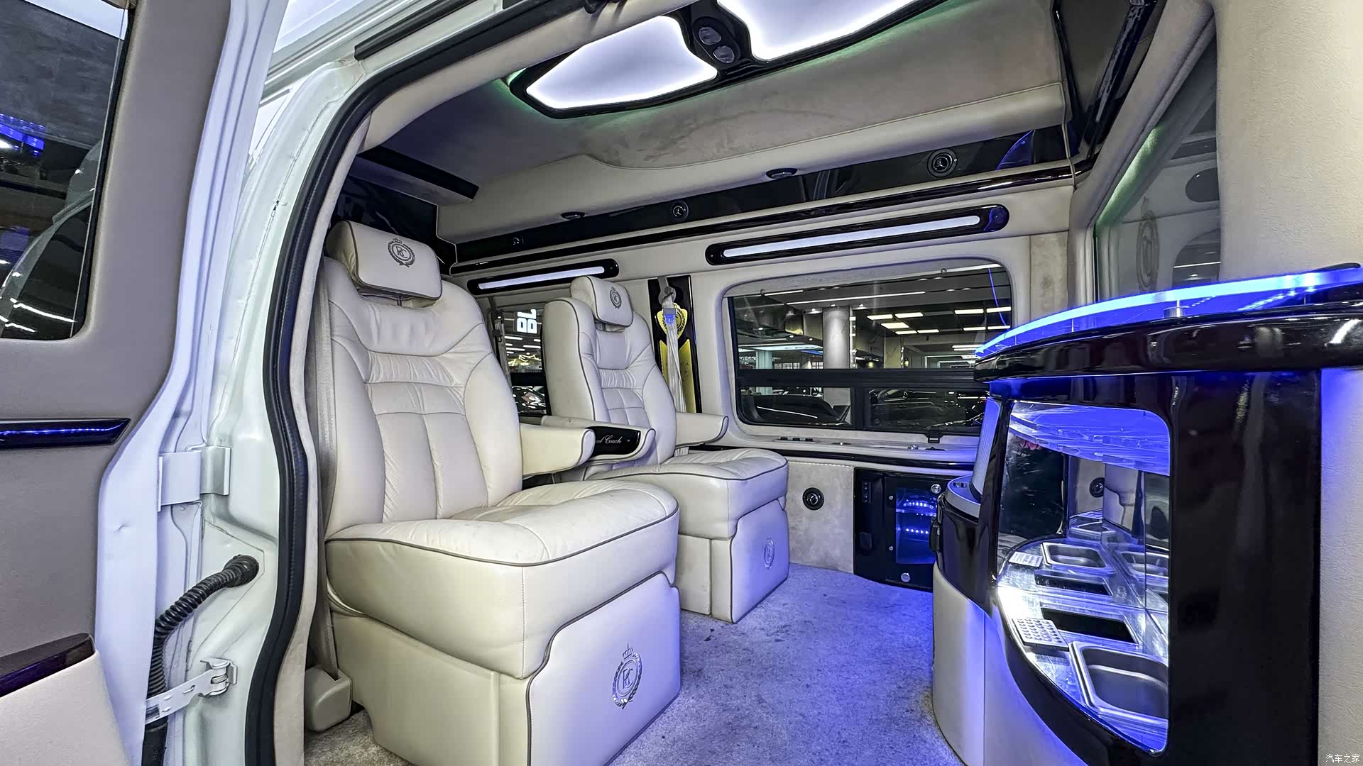 GMC SAVANA, 2016 16