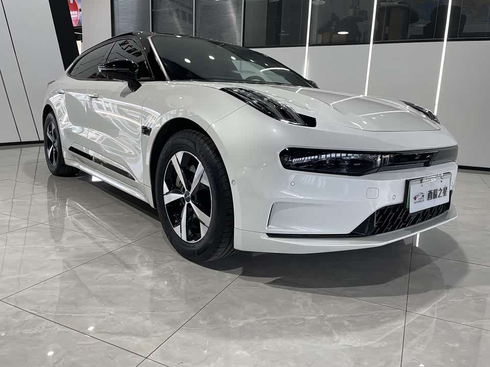 Zeekr 001