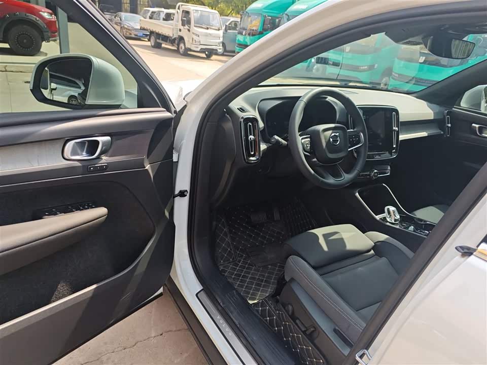 Volvo XC40 Volvo XC40