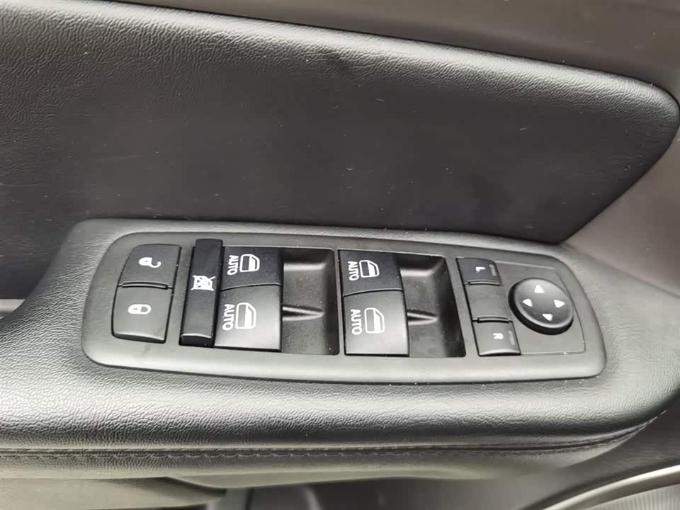 Jeep Commander Jeep Commander