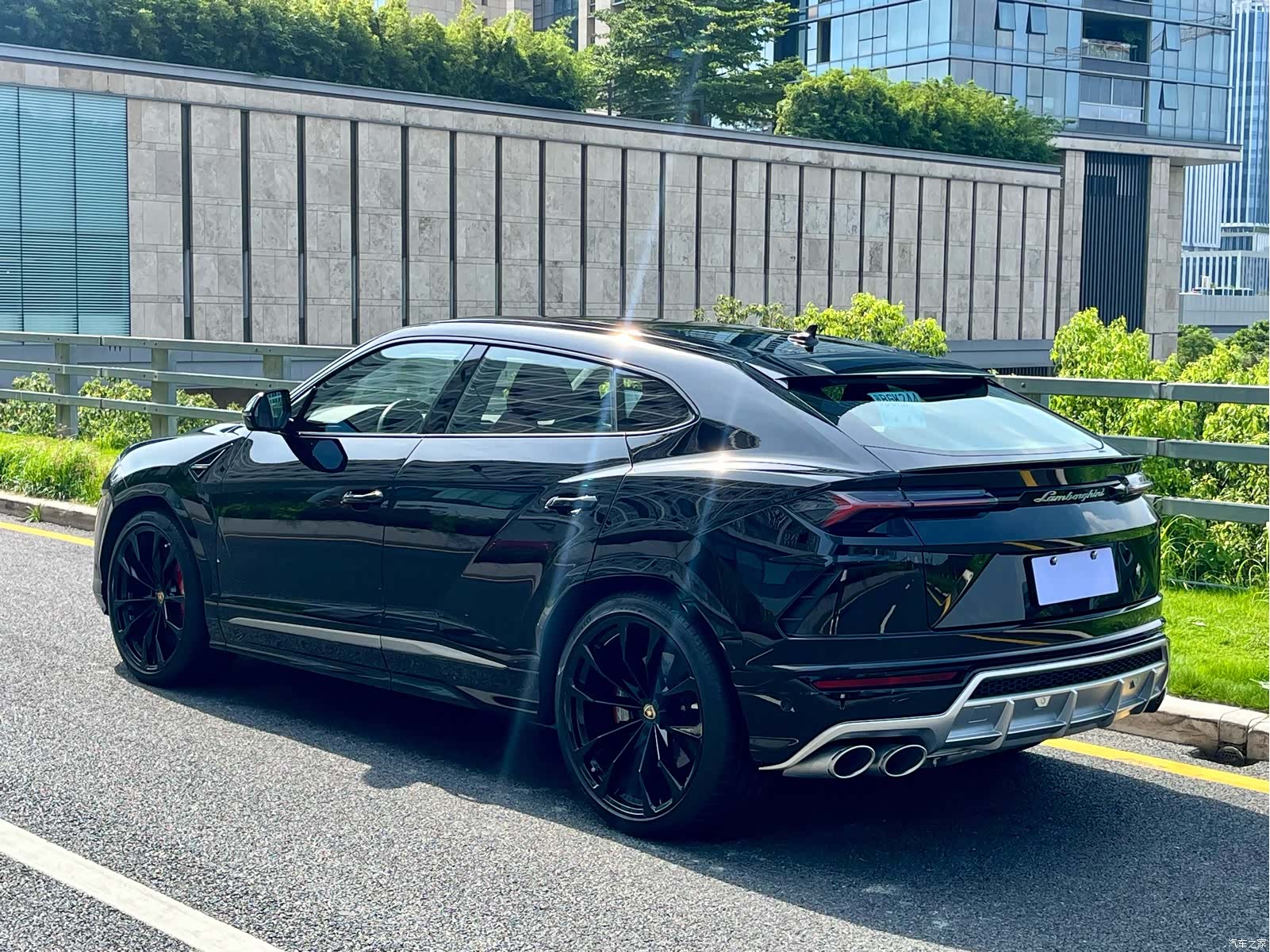 Lamborghini Urus, 2021 4