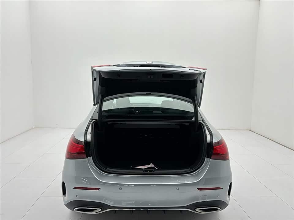 Mercedes-Benz Class A Mercedes-Benz Class A