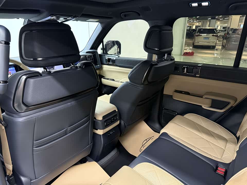 BYD Leopard 5 BYD Leopard 5