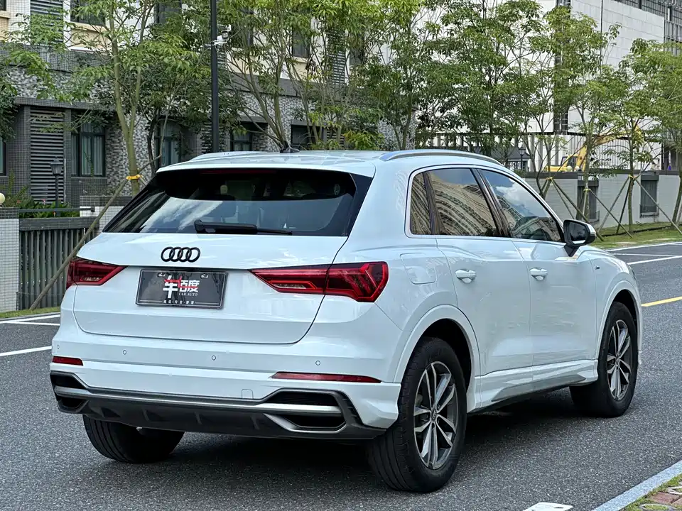 Audi Q3 Audi Q3