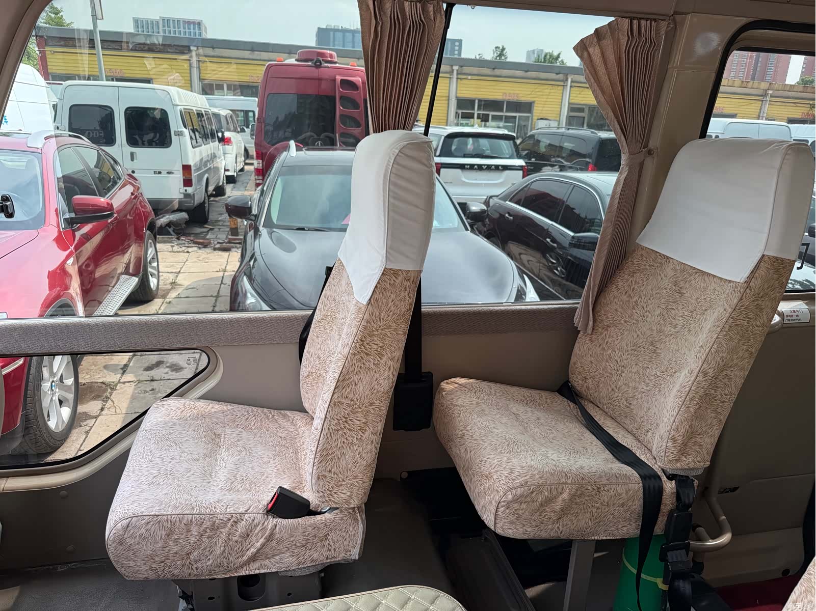 Toyota Coaster, 2011 19