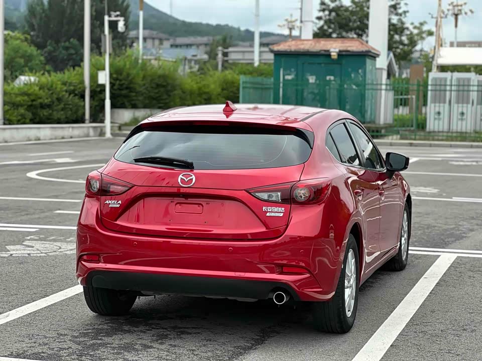 Mazda 3 Angkesaila