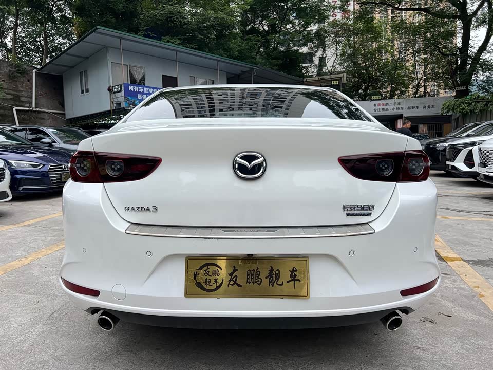 Mazda 3 Angkesaila