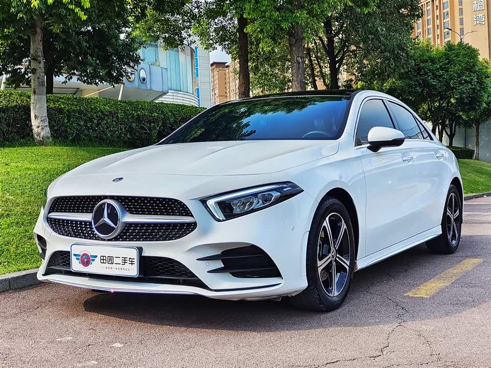 Mercedes-Benz Class A Mercedes-Benz Class A