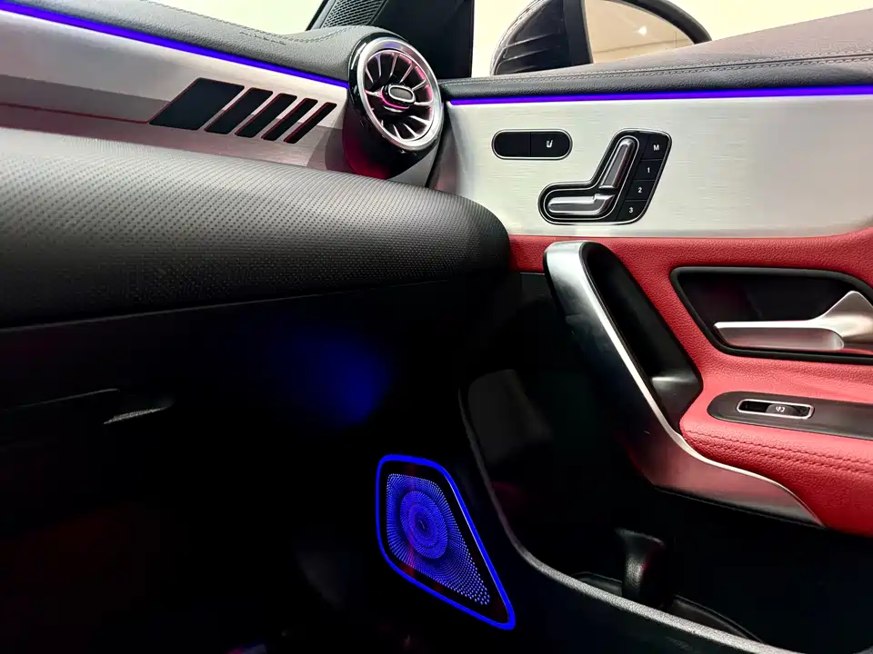 Mercedes-Benz CLA AMG