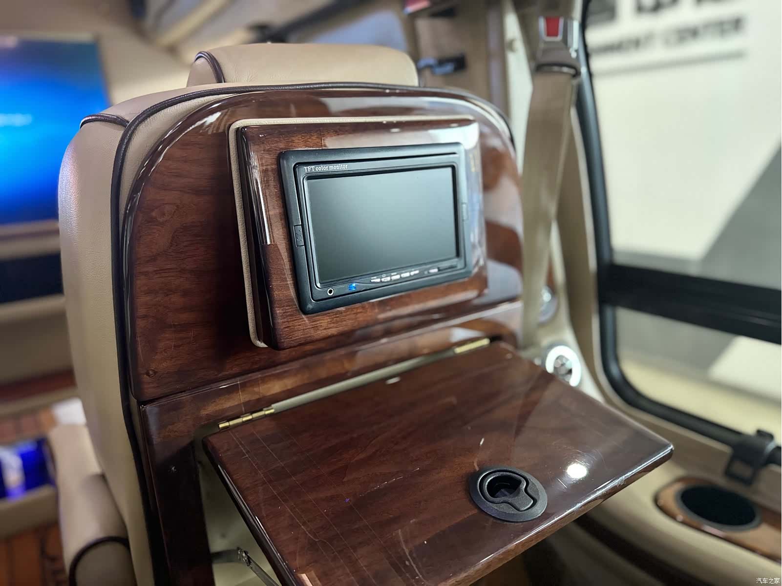GMC SAVANA, 2013 19